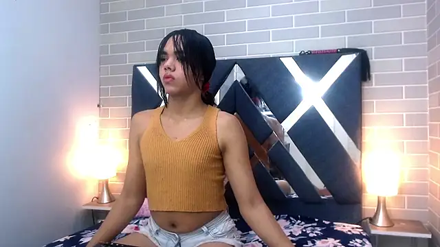 AndreaGil  online show from 02-02-25, 12:02