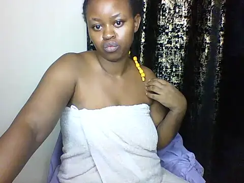 Snapshot of Candii_wet_ chatting on 03-01-25, 03:43 Candii wet online show from 03-01-25, 03:43