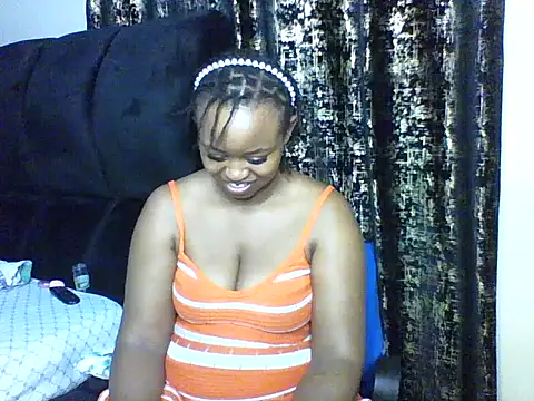 Snapshot of Candii_wet_ chatting on 09-21-25, 08:21 Candii wet online show from 09-21-25, 08:21