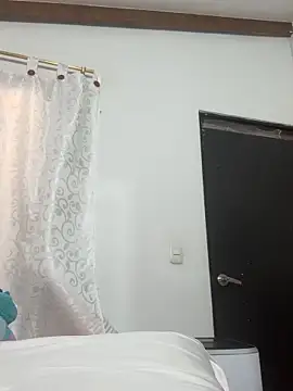 mia cooper 24 online show from 12-28-24, 05:46