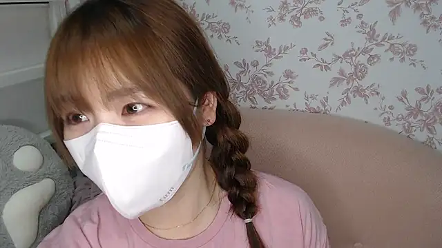 mei hosina online show from 04-18-26, 03:49