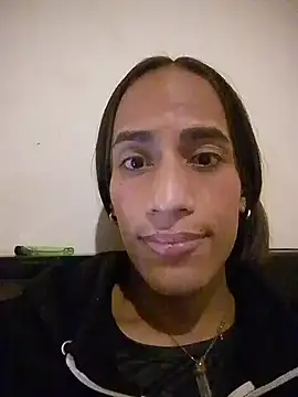 AlexaWarner online show from 12-04-25, 05:17