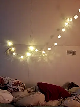 Afrania online show from 02-17-25, 01:04