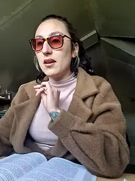 Afrania online show from 10-28-25, 04:42