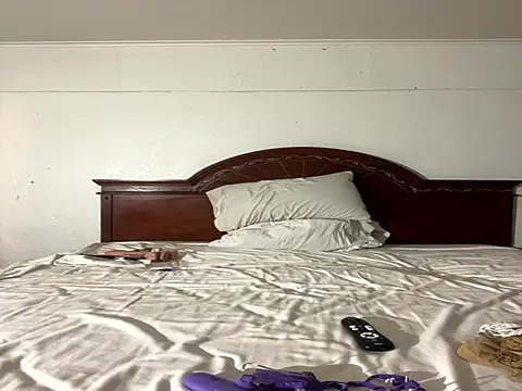 brooksgirth online show from 10-31-25, 01:56