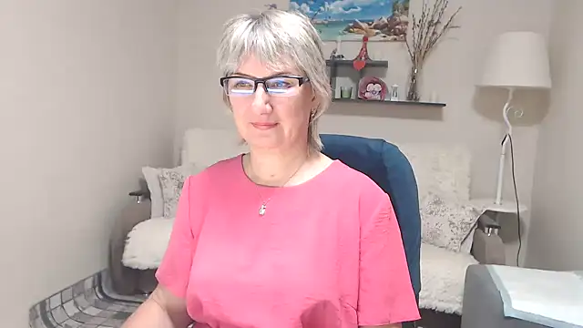 FleurMays online show from 10-31-25, 12:06