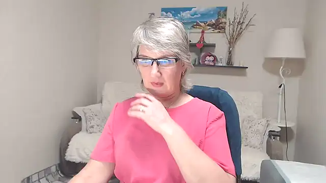 FleurMays online show from 11-21-25, 12:26