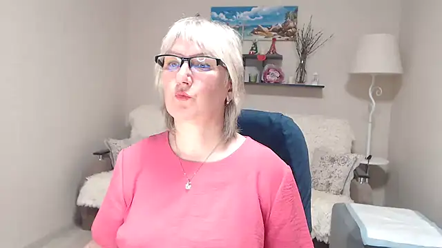 FleurMays online show from 04-17-26, 10:51