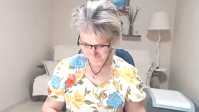 FleurMays online show from 06-21-26, 04:26