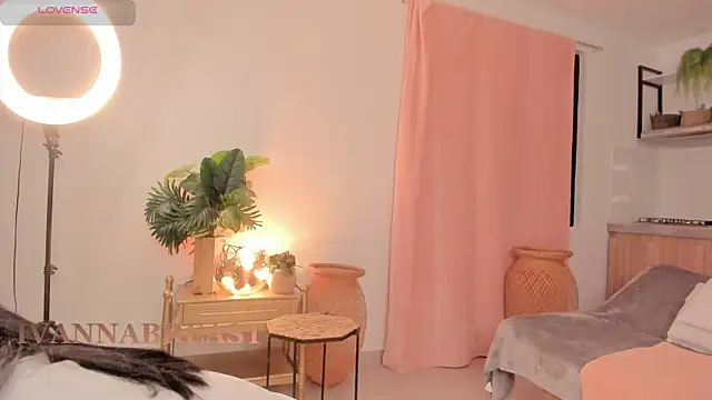 Ivannabreast Official online show from 06-26-26, 12:37