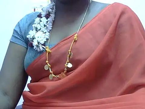 Snapshot of Hot_akshara chatting on 01-09-26, 05:15 Hot akshara online show from 01-09-26, 05:15