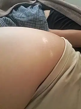 MakeMeCumAhh online show from 10-17-25, 11:46