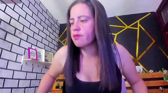 Snapshot of kathina_giraldo chatting on 12-29-24, 12:55 kathina giraldo online show from 12-29-24, 12:55