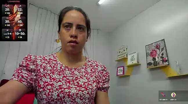 Snapshot of kathina_giraldo chatting on 02-06-25, 12:37 kathina giraldo online show from 02-06-25, 12:37