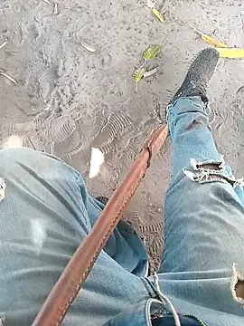 lele9457 online show from 02-12-25, 03:05