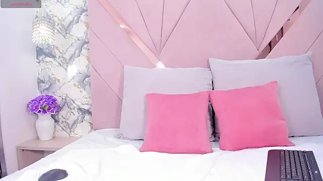 kaylin jann online show from 11-06-25, 06:09