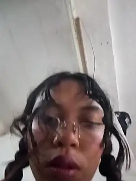 Lunita 5 online show from 11-28-25, 08:44