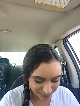 Snapshot of cinnaminnie chatting on 02-28-25, 07:25 cinnaminnie online show from 02-28-25, 07:25