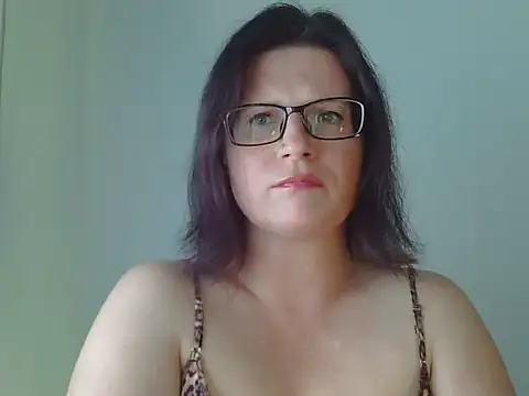 Snapshot of CrimsonMistress chatting on 12-08-24, 01:35 CrimsonMistress online show from 12-08-24, 01:35