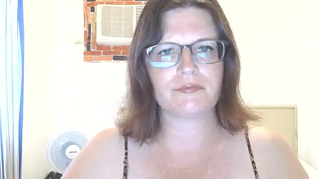 CrimsonMistress online show from 04-17-26, 10:46