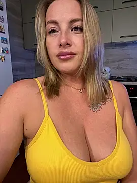 Cute Hot Alice online show from 07-02-26, 09:21