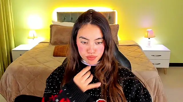 Snapshot of _Charlotte_evans_1 chatting on 09-18-25, 11:29 Charlotte evans 1 online show from 09-18-25, 11:29