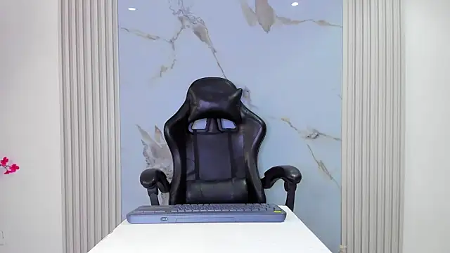 BridgetRodriguez online show from 04-19-26, 12:59