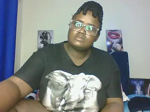 Snapshot of Montel_Montel_ chatting on 03-22-25, 12:06 Montel Montel online show from 03-22-25, 12:06