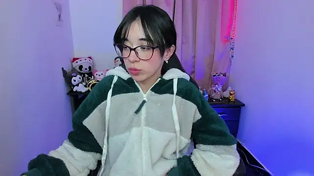 Snapshot of indra_cam chatting on 01-23-25, 08:57 indra cam online show from 01-23-25, 08:57