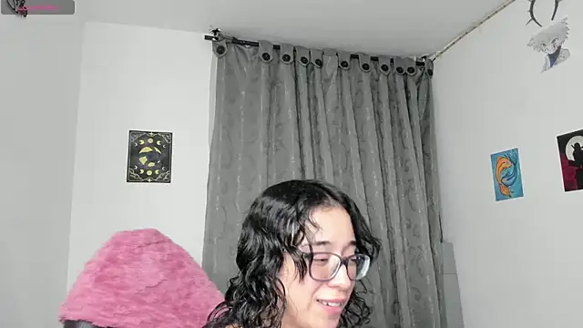 Snapshot of indra_cam chatting on 06-24-26, 05:50 indra cam online show from 06-24-26, 05:50