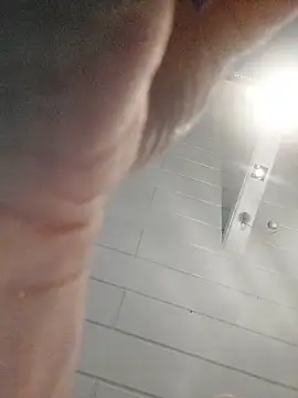 Greyhound70 online show from 01-19-26, 08:40