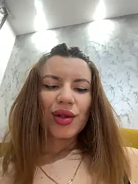 Snapshot of MayaMR chatting on 01-14-25, 03:53 MayaMR online show from 01-14-25, 03:53