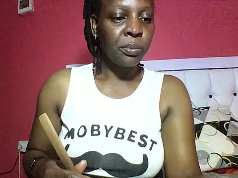 Snapshot of Sweet-piie chatting on 09-26-25, 03:27 Sweet-piie online show from 09-26-25, 03:27
