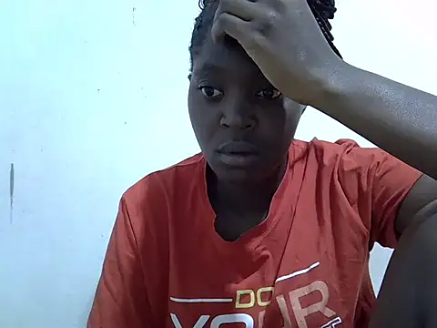 Snapshot of pretty_tallgirl chatting on 04-30-26, 08:57 pretty tallgirl online show from 04-30-26, 08:57