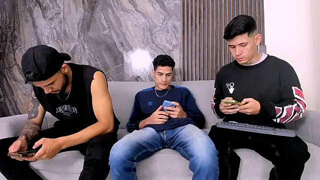 hot day online show from 02-28-25, 01:47