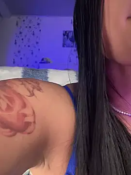 -Loren- online show from 04-14-26, 11:16