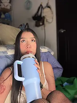 -Loren- online show from 05-28-26, 12:02