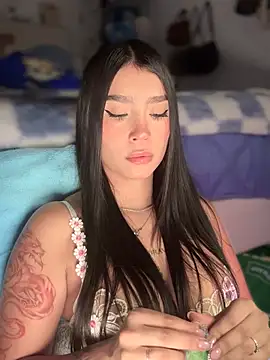 -Loren- online show from 06-08-26, 12:16