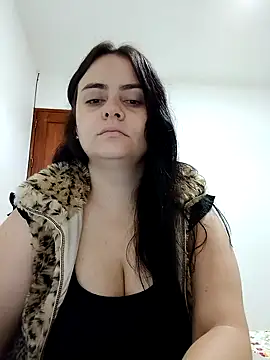 Im Amelia online show from 02-25-25, 01:17