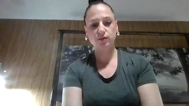 Snapshot of Audrey_hotty chatting on 09-09-25, 12:54 Audrey hotty online show from 09-09-25, 12:54