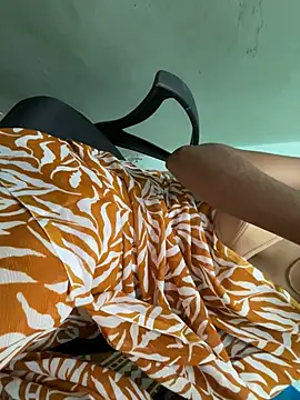 Honeyberose online show from 12-30-24, 11:26