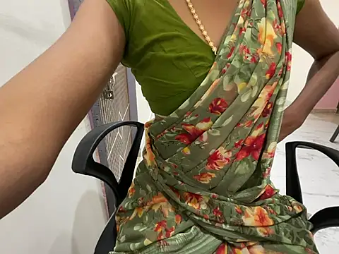 Honeyberose online show from 01-10-25, 11:22