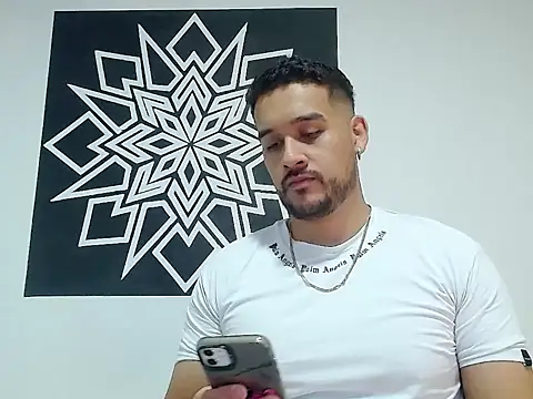  CHRIS-DENNIS  online show from 04-10-26, 01:44