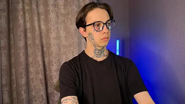 anahori  simon online show from 02-15-25, 07:39