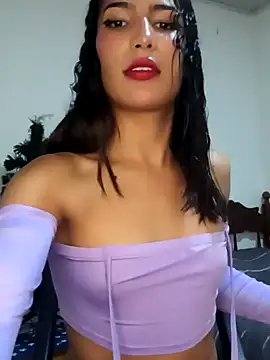 Snapshot of Lanna_hott_ chatting on 12-21-24, 06:34 Lanna hott  online show from 12-21-24, 06:34