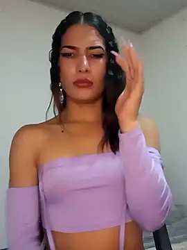 Snapshot of Lanna_hott_ chatting on 01-07-25, 09:25 Lanna hott  online show from 01-07-25, 09:25