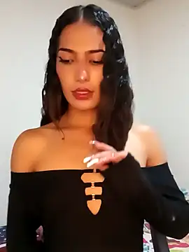 Snapshot of Lanna_hott_ chatting on 01-20-25, 10:04 Lanna hott  online show from 01-20-25, 10:04