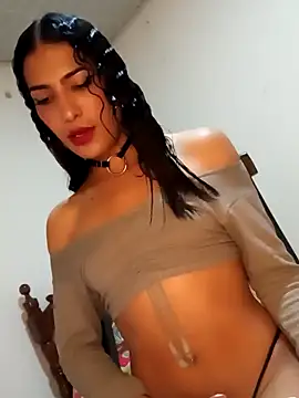 Snapshot of Lanna_hott_ chatting on 01-23-25, 08:24 Lanna hott  online show from 01-23-25, 08:24