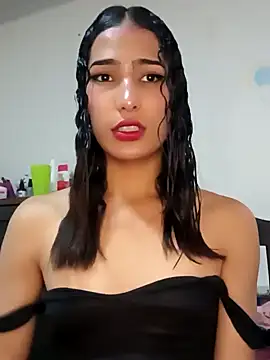 Snapshot of Lanna_hott_ chatting on 01-30-25, 03:19 Lanna hott  online show from 01-30-25, 03:19