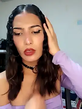 Snapshot of Lanna_hott_ chatting on 03-07-25, 07:16 Lanna hott  online show from 03-07-25, 07:16